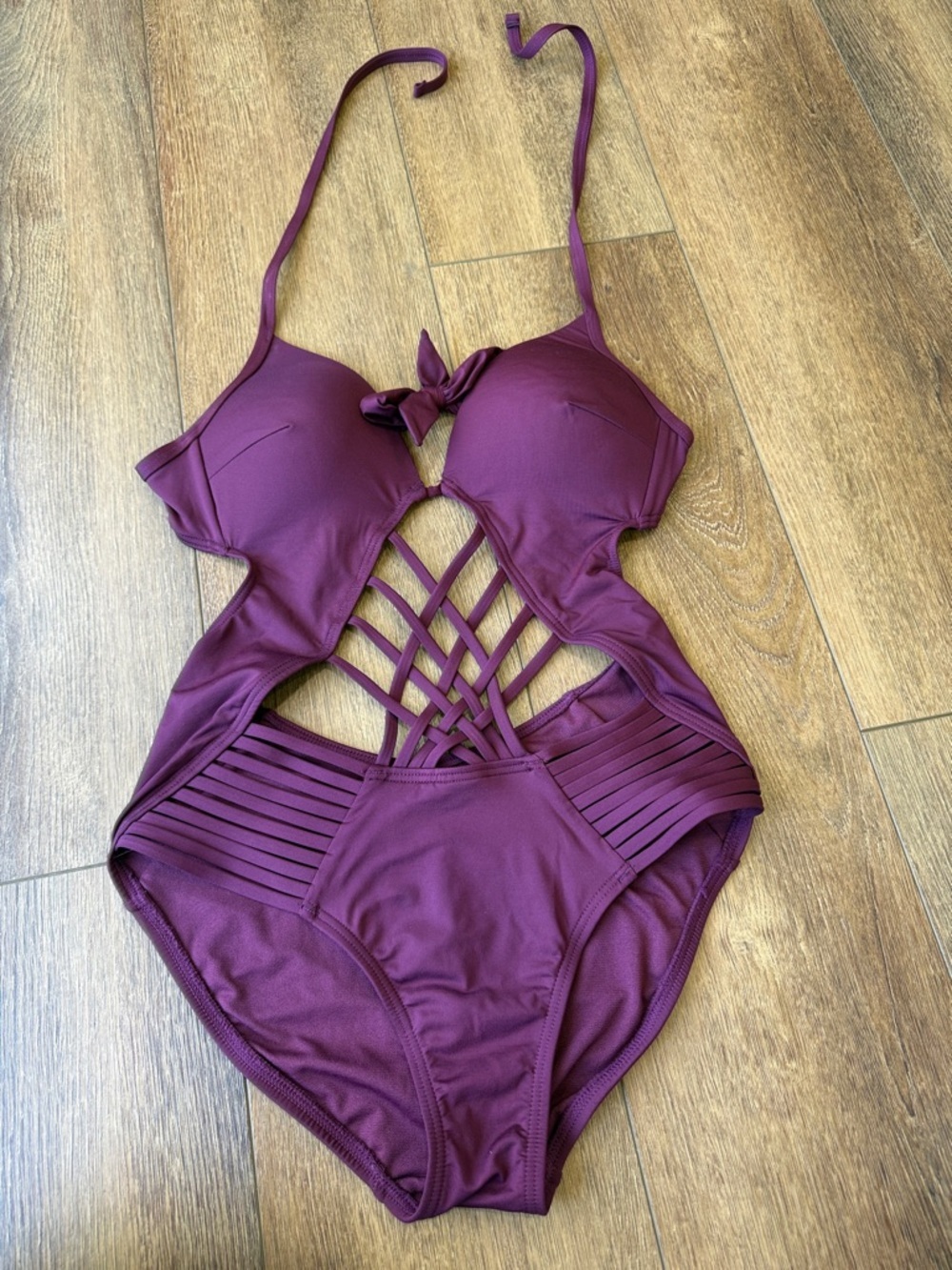 KENENETH COLE New York Women One-Piece Swimsuit in Deep Plum Size S.